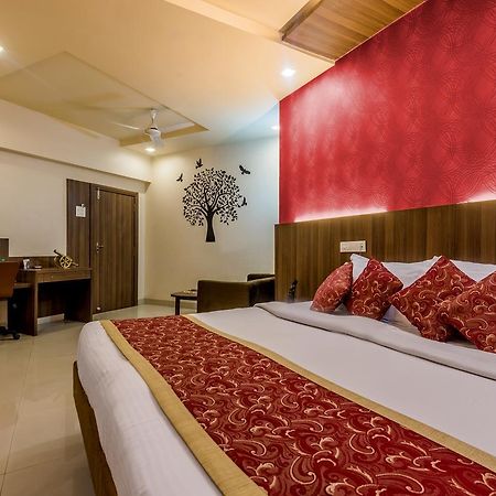 Hotel Panchratna Panvel Exterior foto