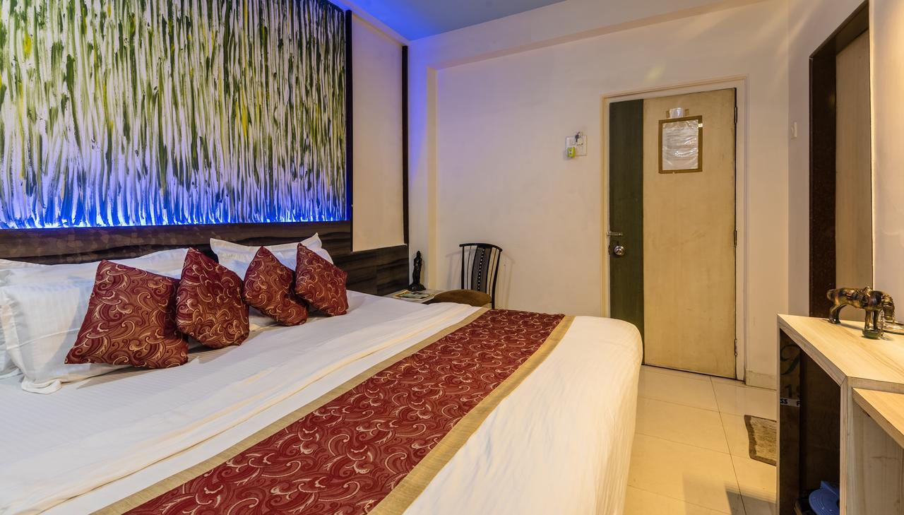 Hotel Panchratna Panvel Exterior foto