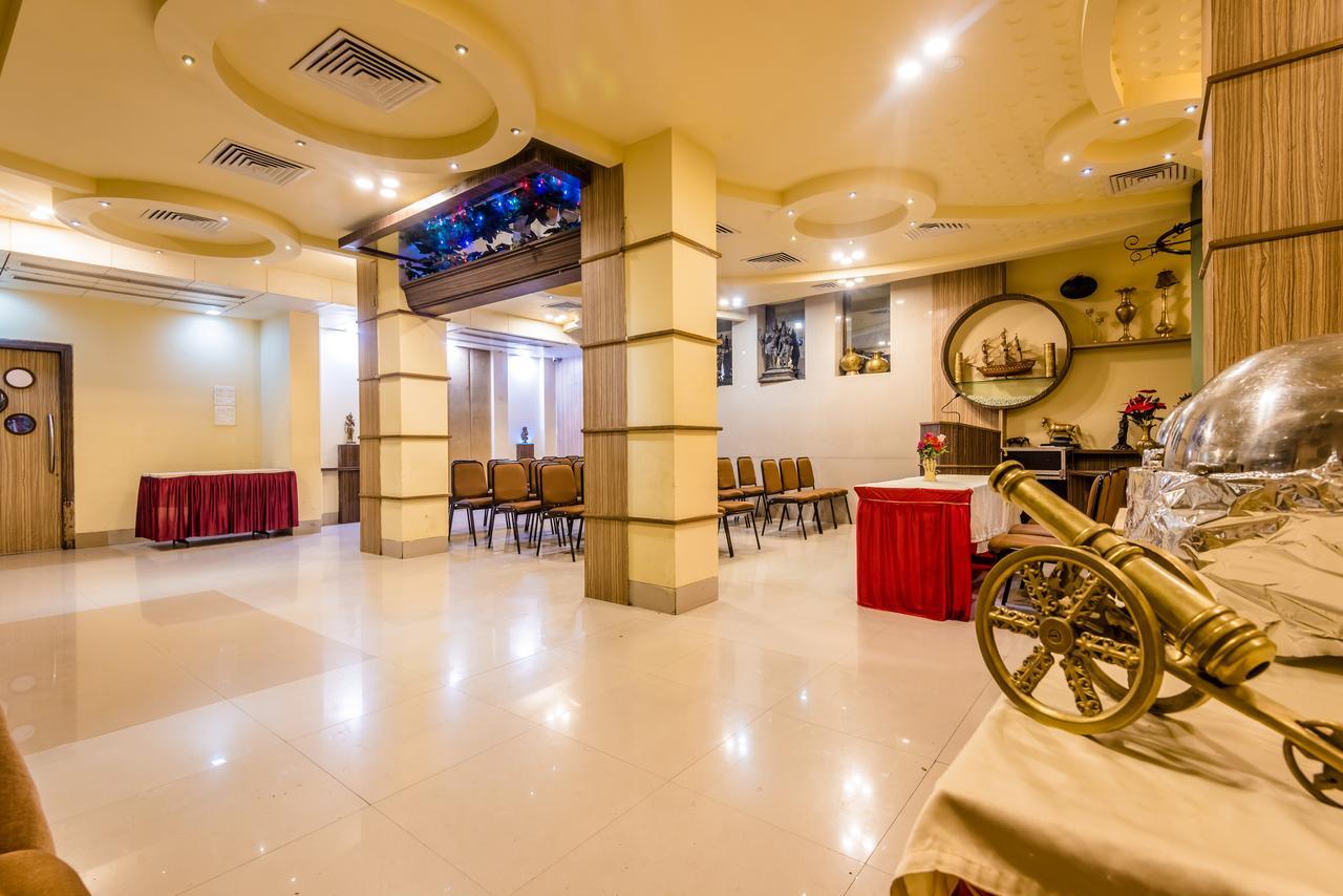 Hotel Panchratna Panvel Exterior foto