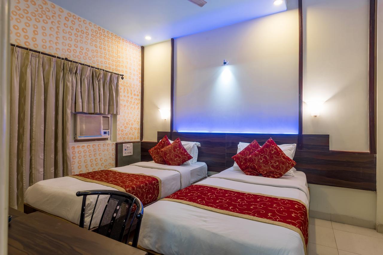 Hotel Panchratna Panvel Exterior foto