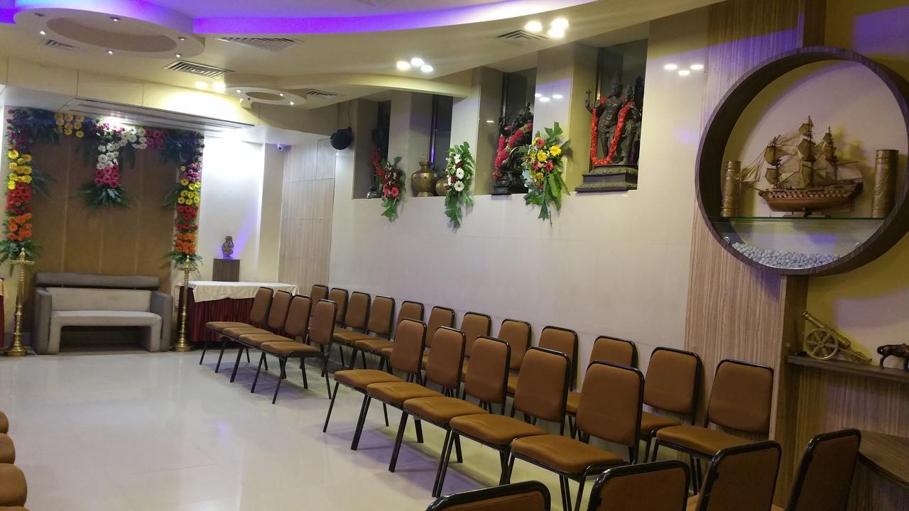 Hotel Panchratna Panvel Exterior foto
